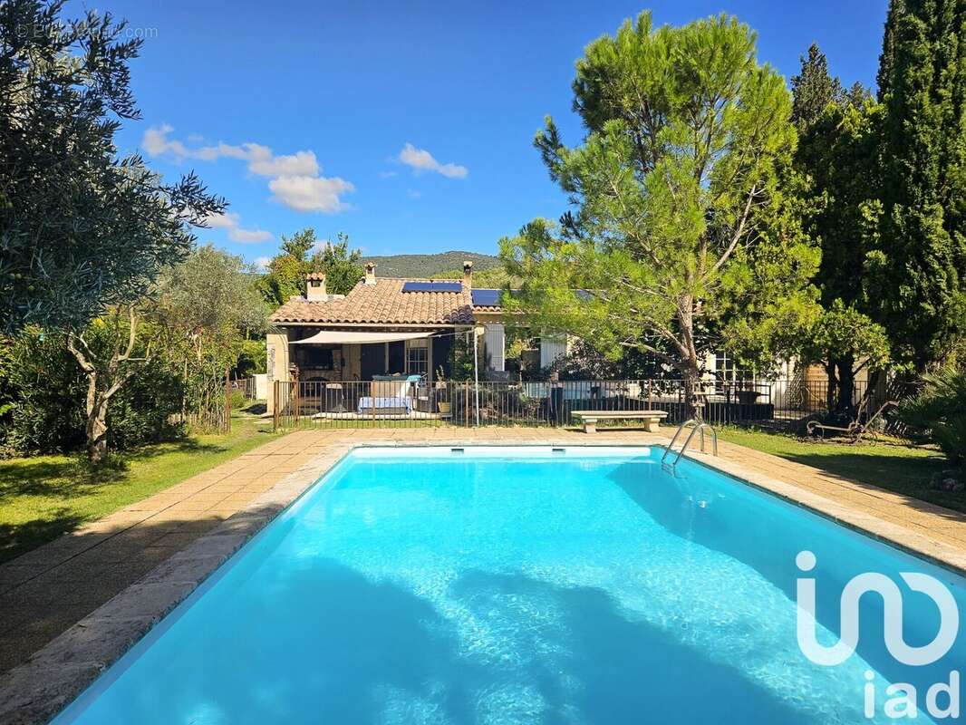 Photo 2 - Maison à SAUMANE-DE-VAUCLUSE