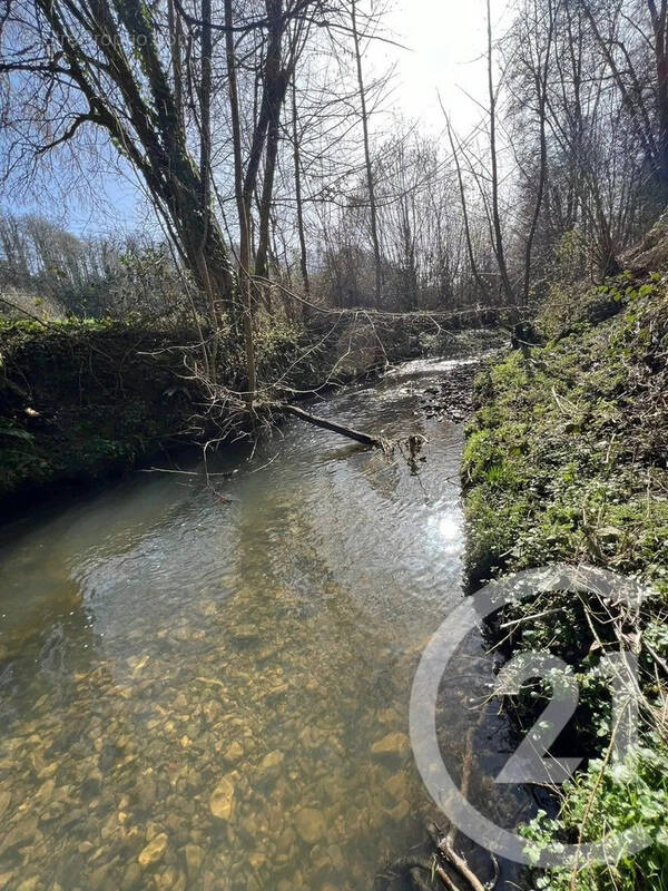 Terrain à PONT-AUDEMER