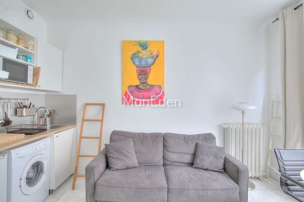 EXCLUSIVITE Charmant studio au coeur de la Butte Montmartre! - photo 4
