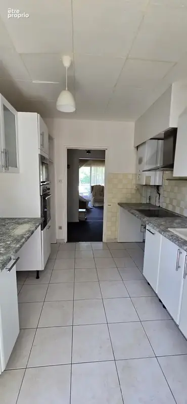 Côte Pavée/Limayrac - Grand appartement de type 4 avec garage et cave - photo 12