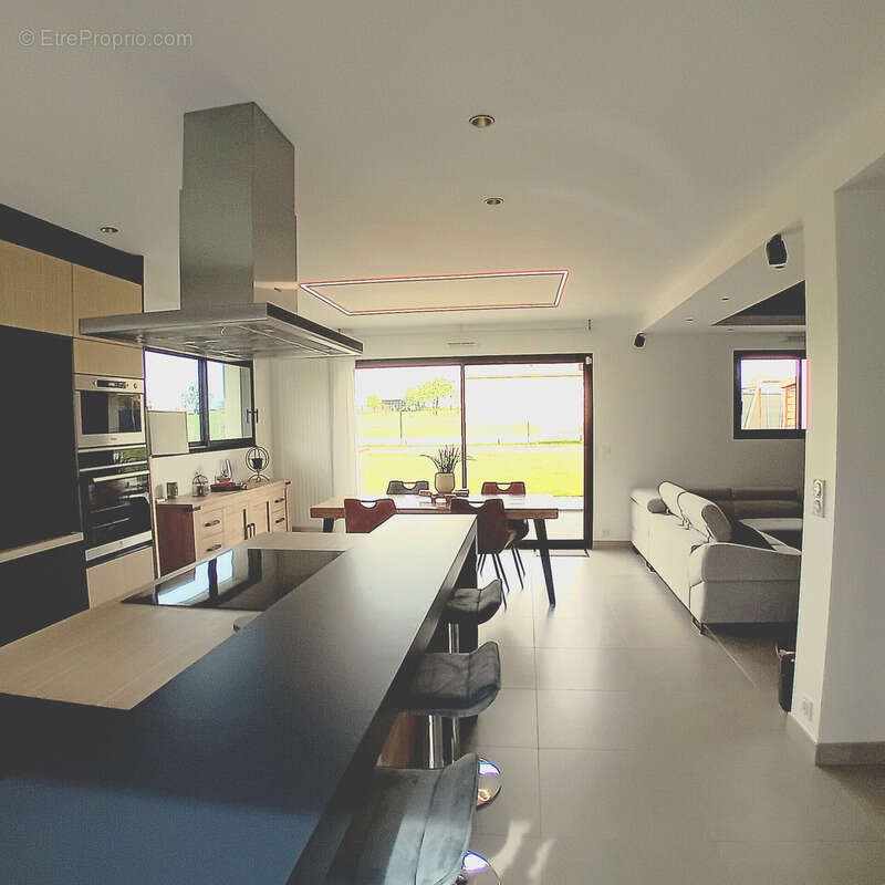 Maison à FRESNEY-LE-PUCEUX