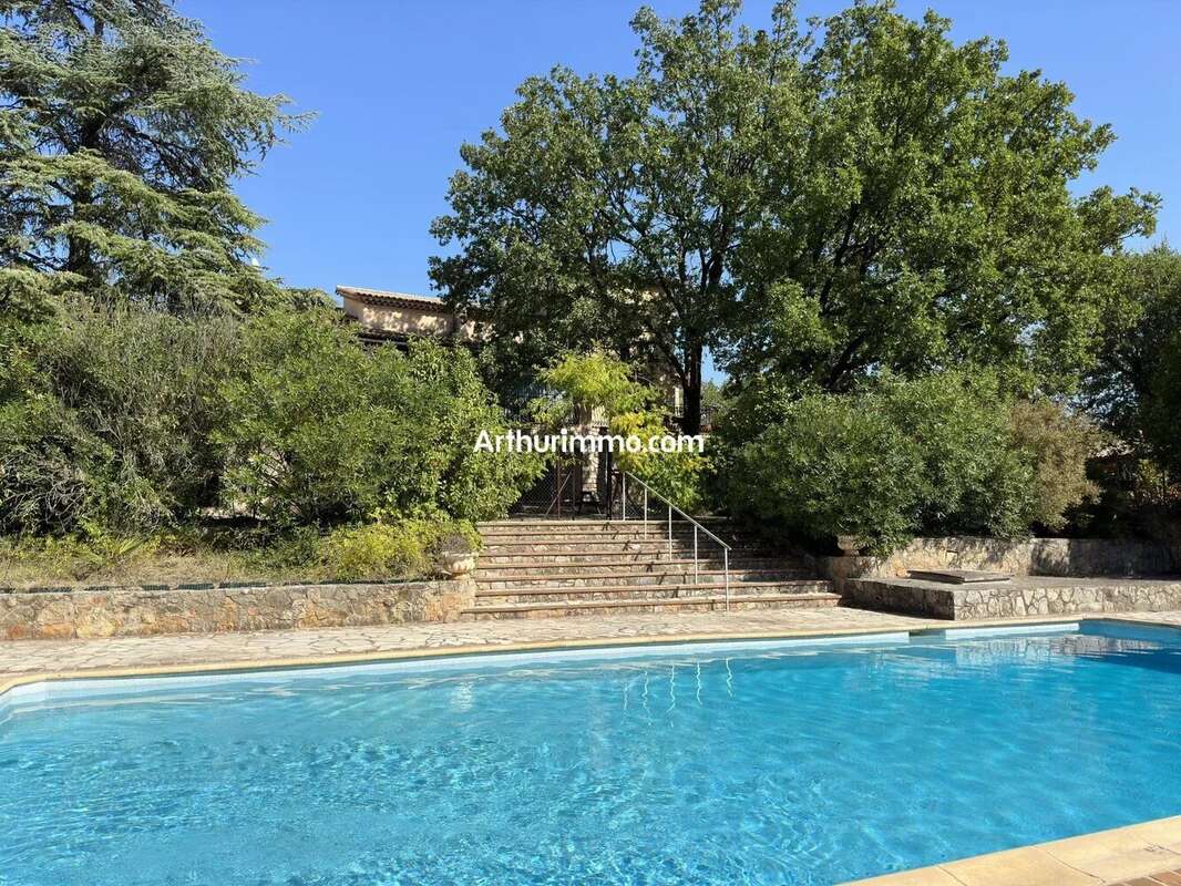 Maison à TRANS-EN-PROVENCE