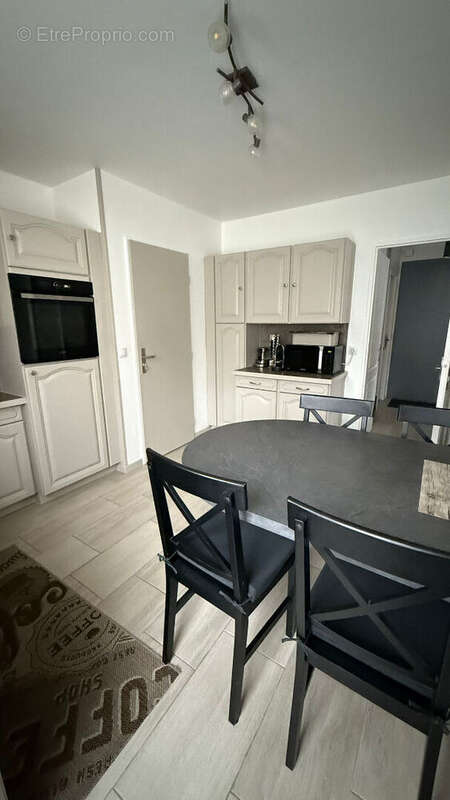 Maison à SAVIGNY-LE-TEMPLE