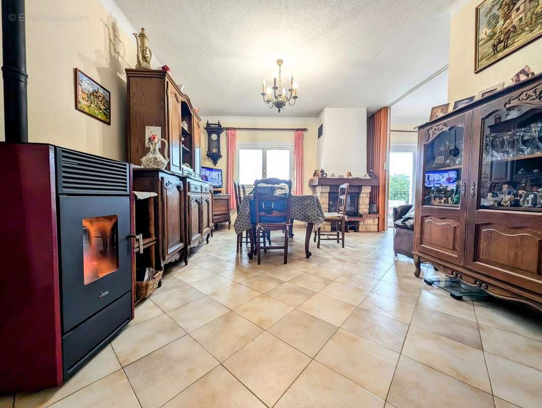 Maison à SAINT-ANDRE-DE-LA-ROCHE