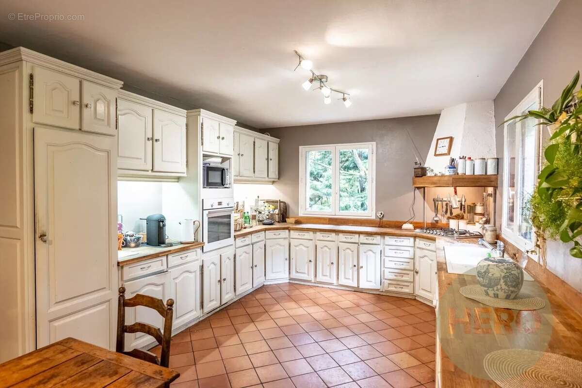 Maison à MONTFORT-L'AMAURY