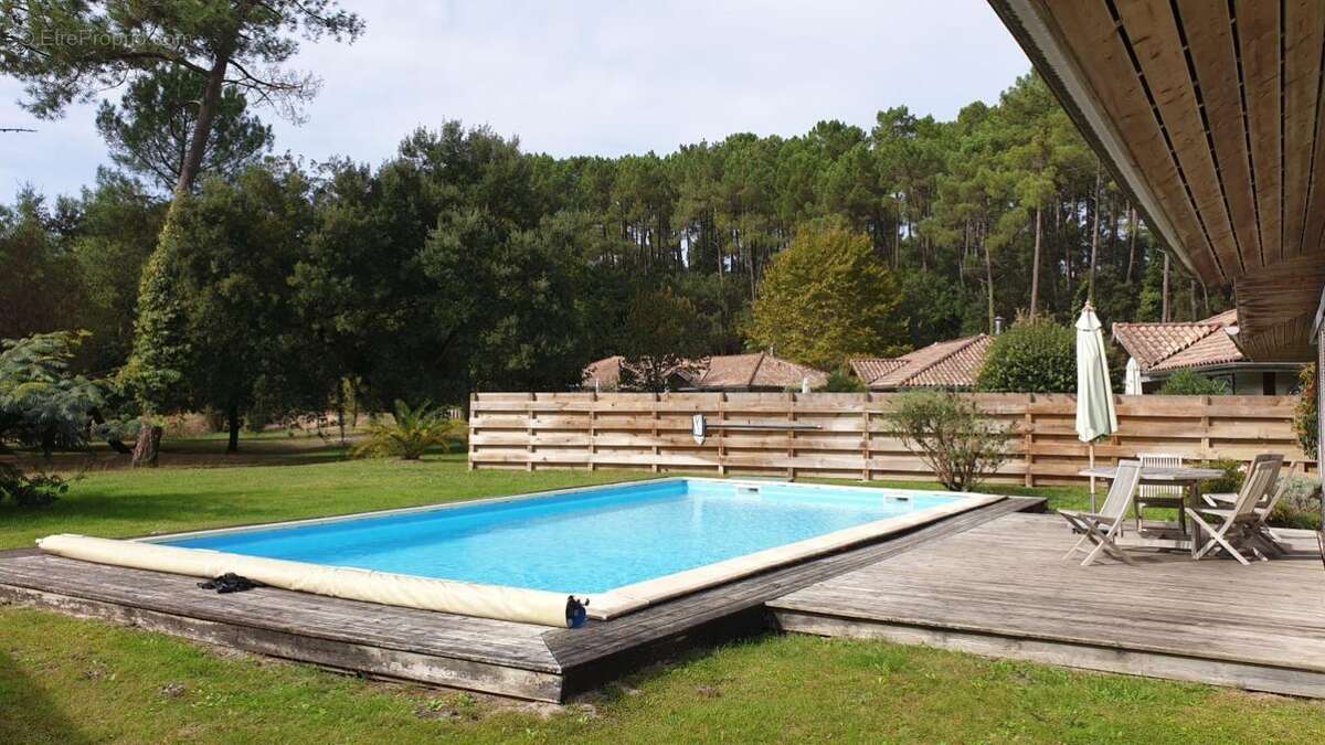 Maison à MOLIETS-ET-MAA