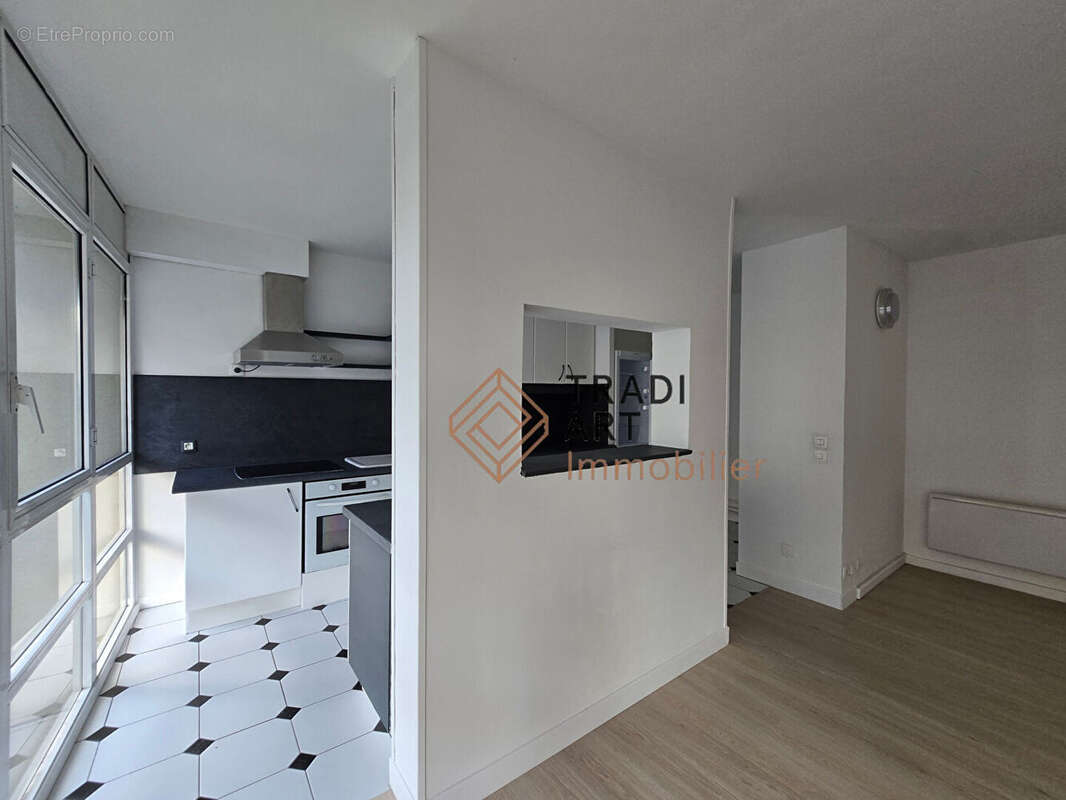 Appartement à SAVIGNY-SUR-ORGE