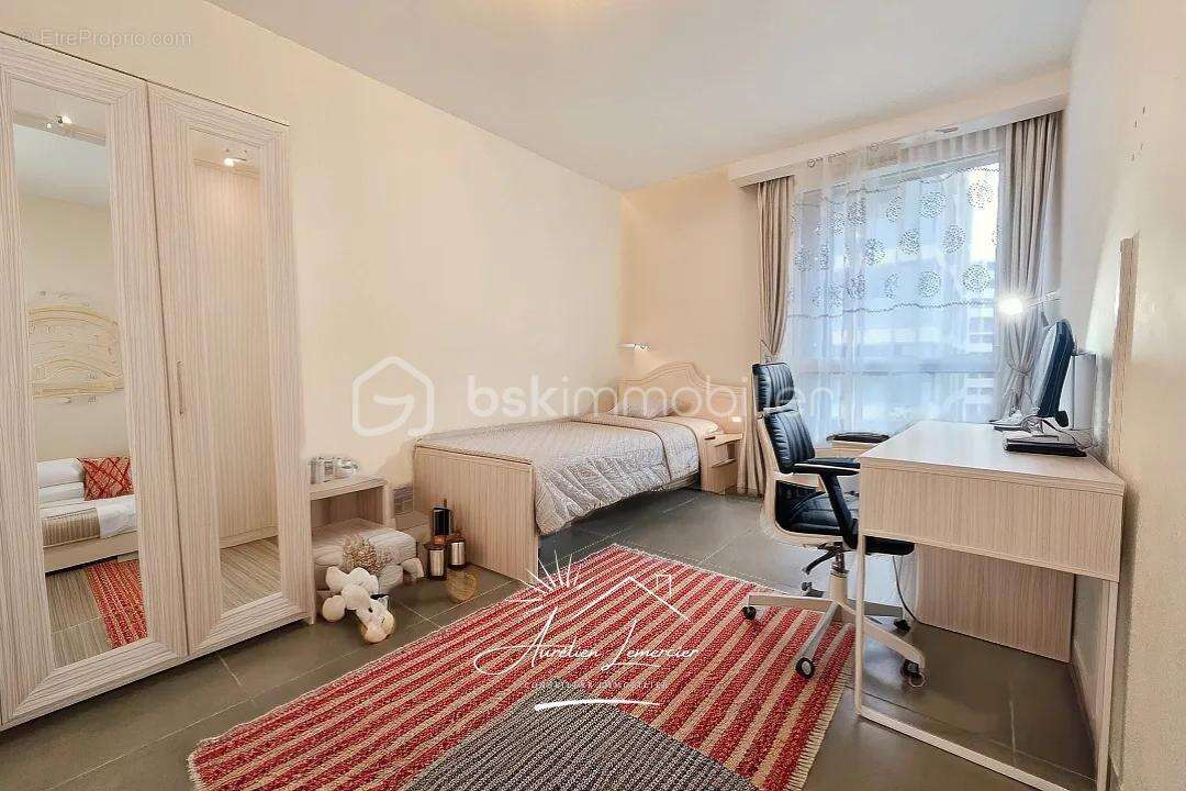 Appartement 4 pièces 78m2 - Montpellier Port Marianne - photo 6