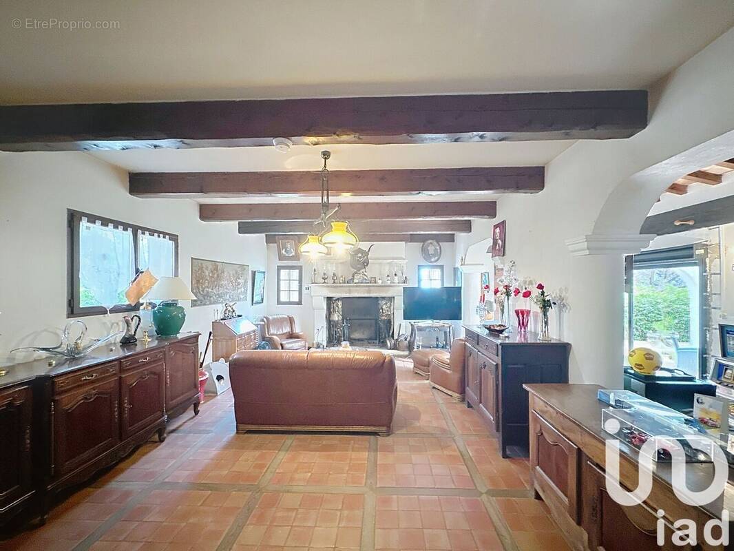 Photo 1 - Maison à JONQUERETTES