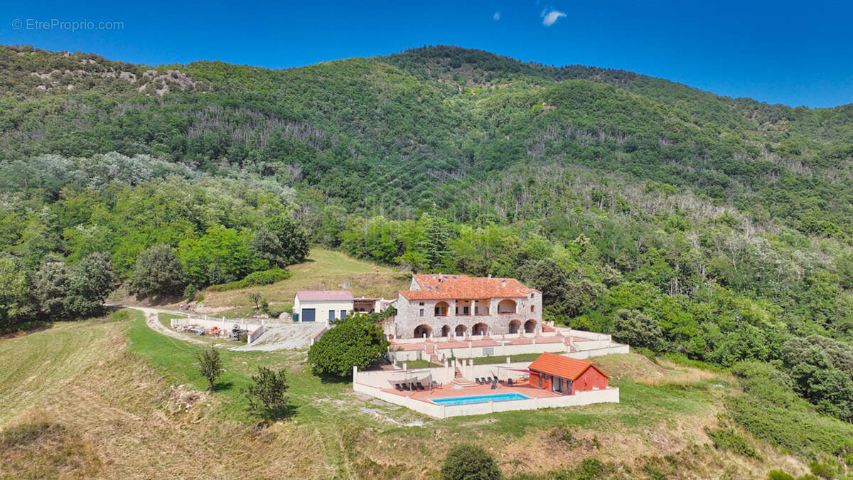 Mas De Caractère Au Cœur Du Vallespir – 39 Hectares De Nature Pr - photo 2