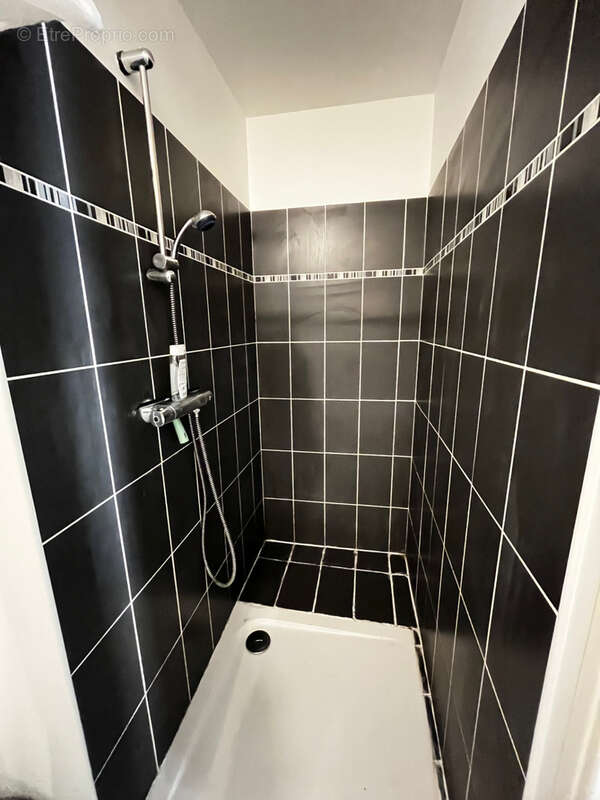 Appartement à MARSEILLE-2E