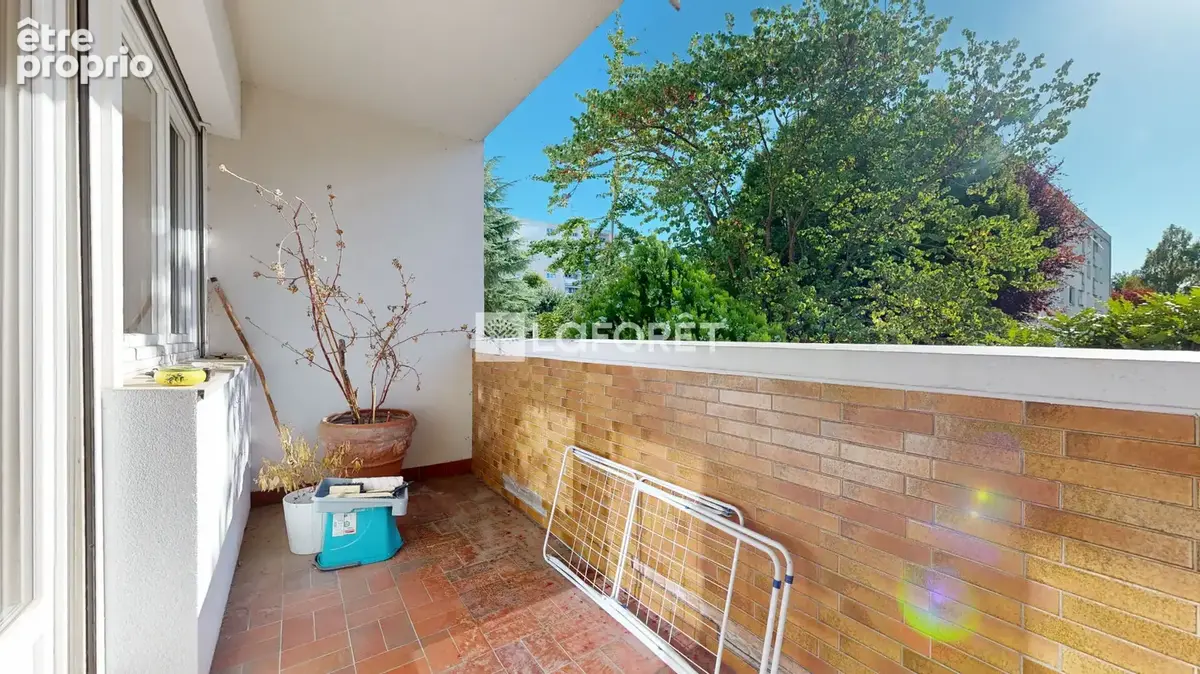 Appartement 4 pièces ? 87 m² / cave, parking privatif, terrasse et loggias - photo 4