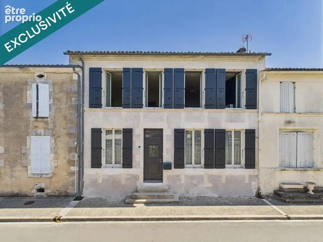 Photo 1 - Maison à SAINT-ROMAIN-DE-BENET
