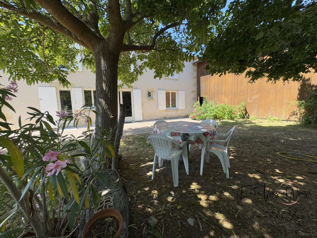 Maison à BAZAS