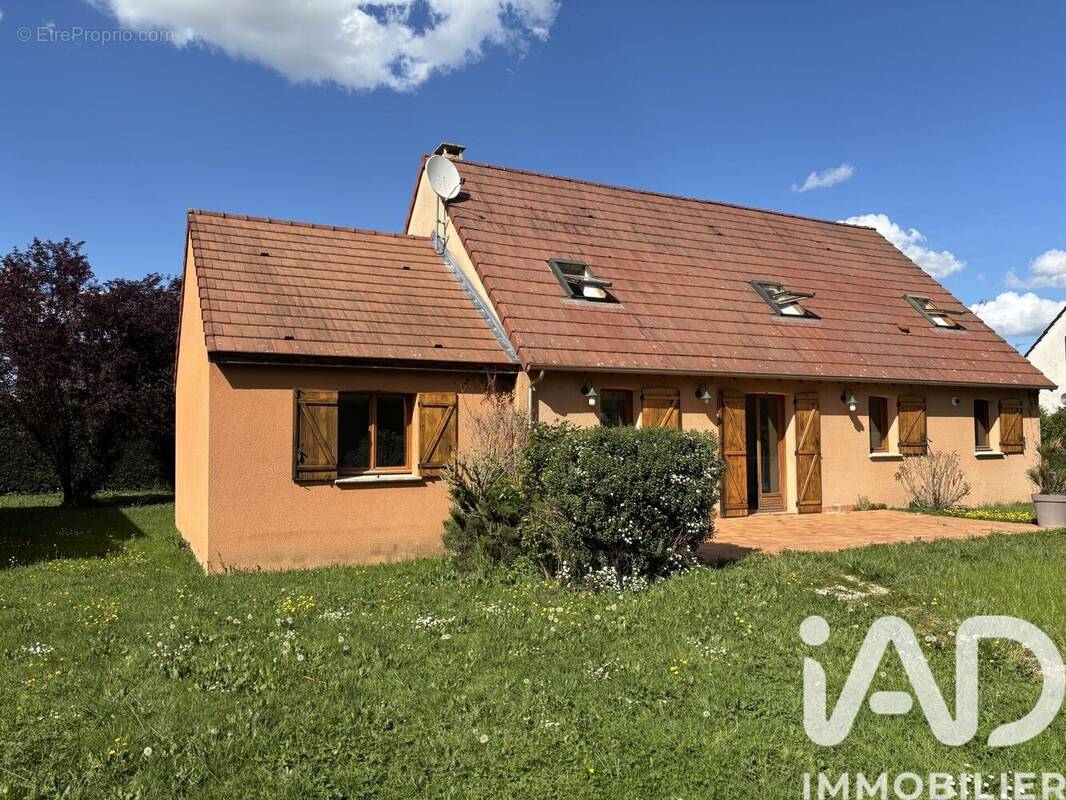 Photo 1 - Maison à GURGY
