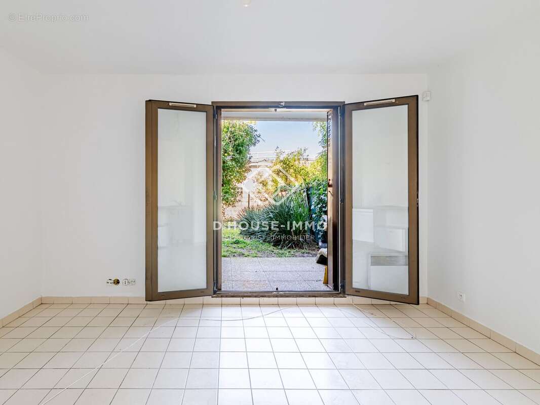 Appartement à ISSY-LES-MOULINEAUX