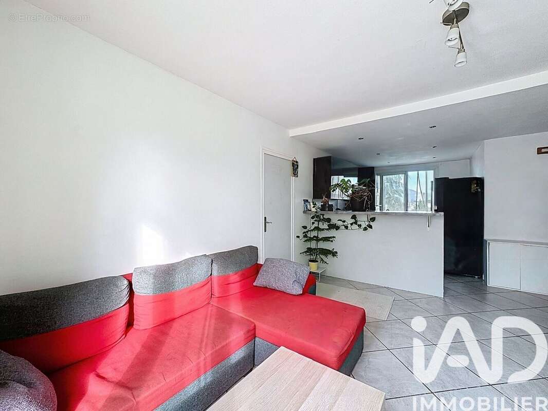 Photo 4 - Appartement à SAINT-MARTIN-D'HERES