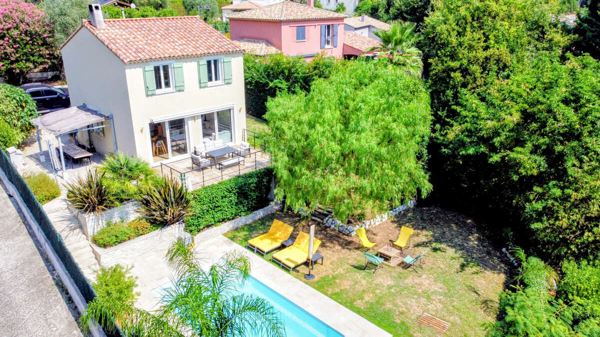 SOUS COMPROMIS - Maison récente avec piscine   Vence (7 min du centre) - photo 45