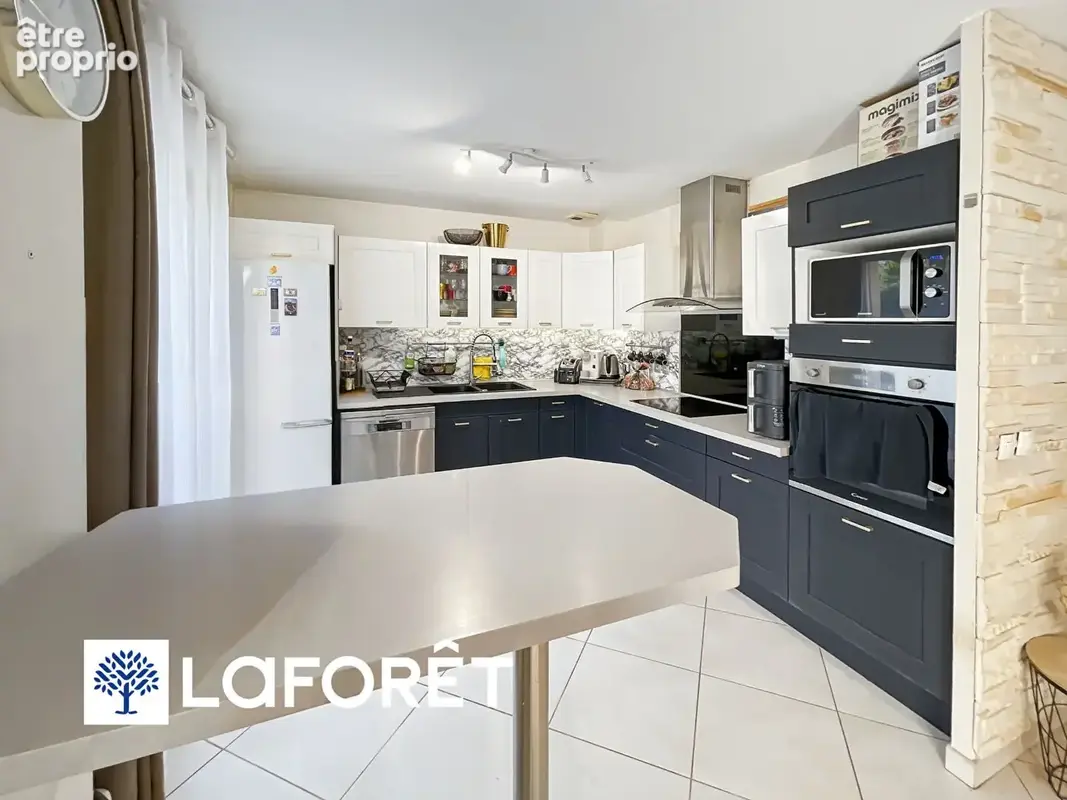 Maison lumineuse 5 pièces à vendre à Sainte Geneviève des Bois - photo 7