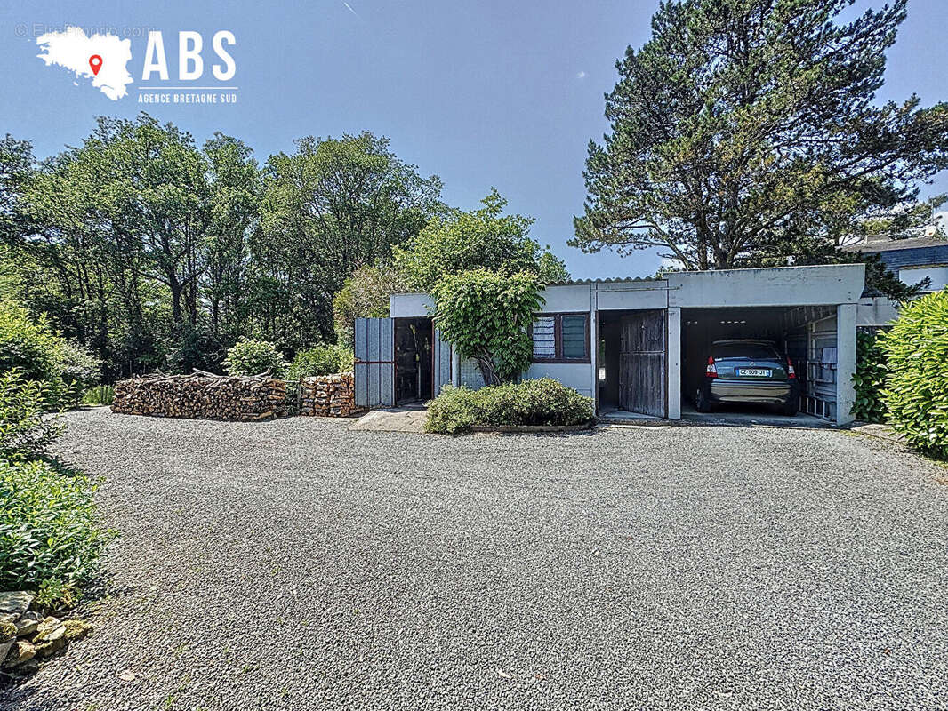 Maison à LA CHAPELLE-DES-MARAIS