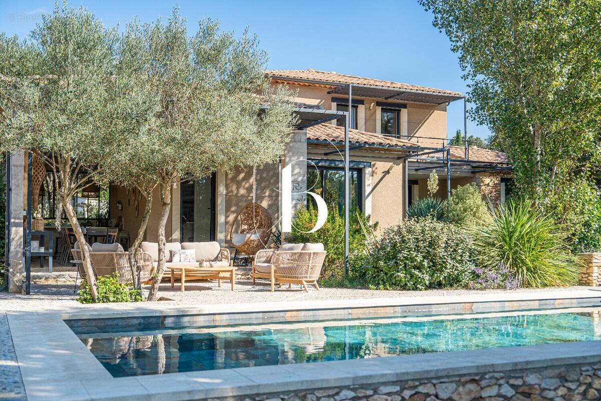 Maison à UZES