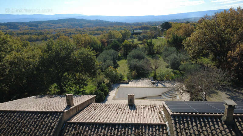 Maison à SAINT-SATURNIN-LES-APT