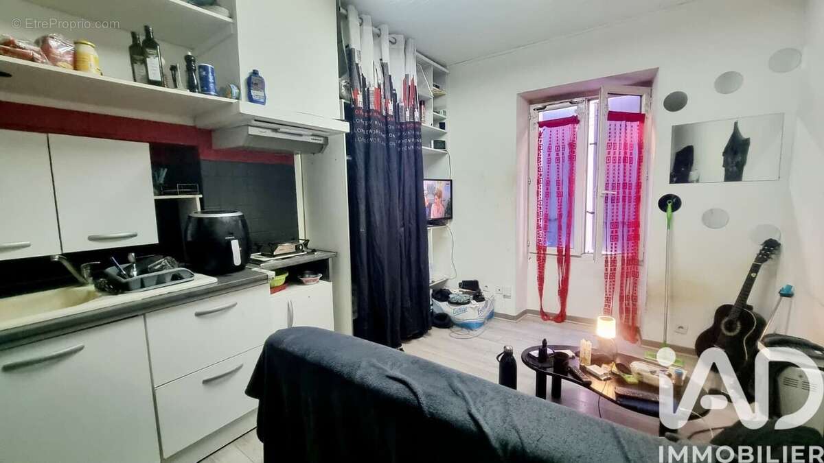Photo 3 - Appartement à SAINT-MAXIMIN-LA-SAINTE-BAUME