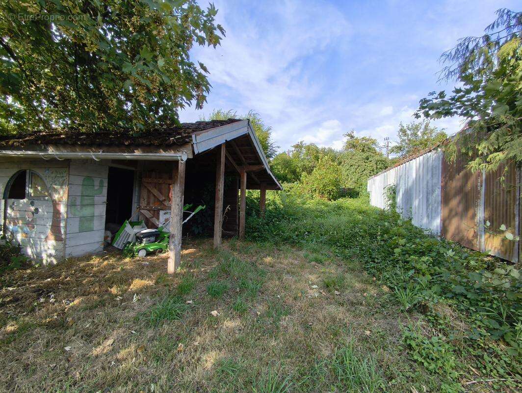Maison à AILLEVILLERS-ET-LYAUMONT
