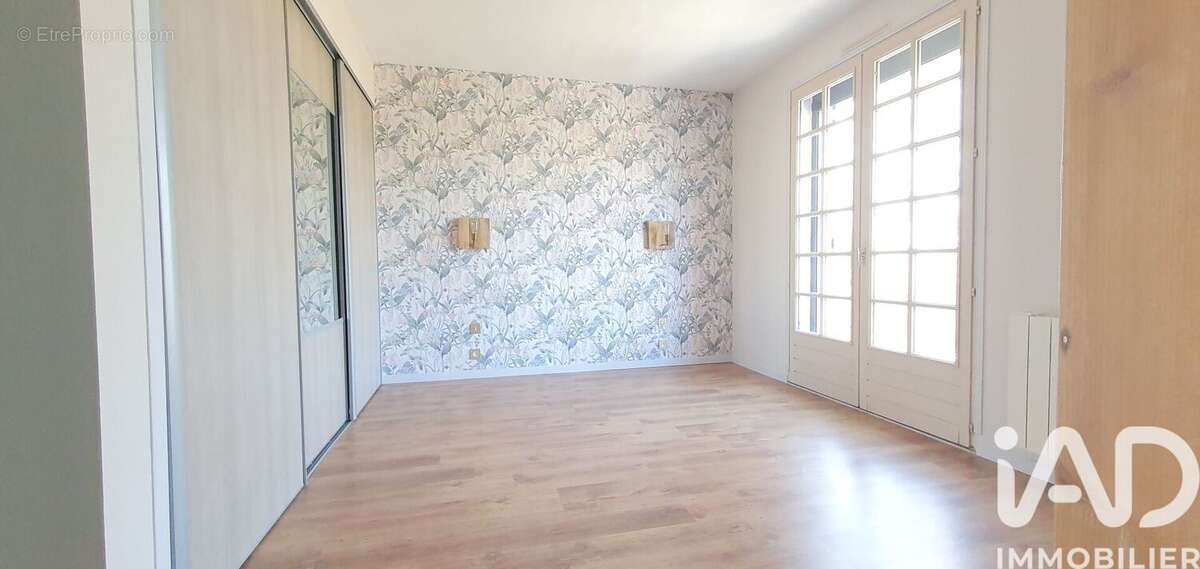 Maison 145 m² à Saint-Calais  - photo 5