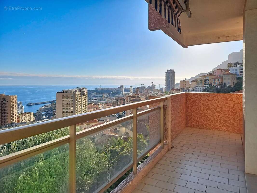 Appartement à BEAUSOLEIL