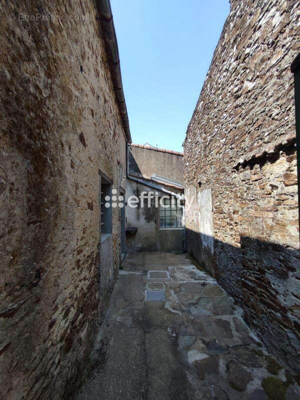 Maison à SAINT-PHILBERT-DE-GRAND-LIEU