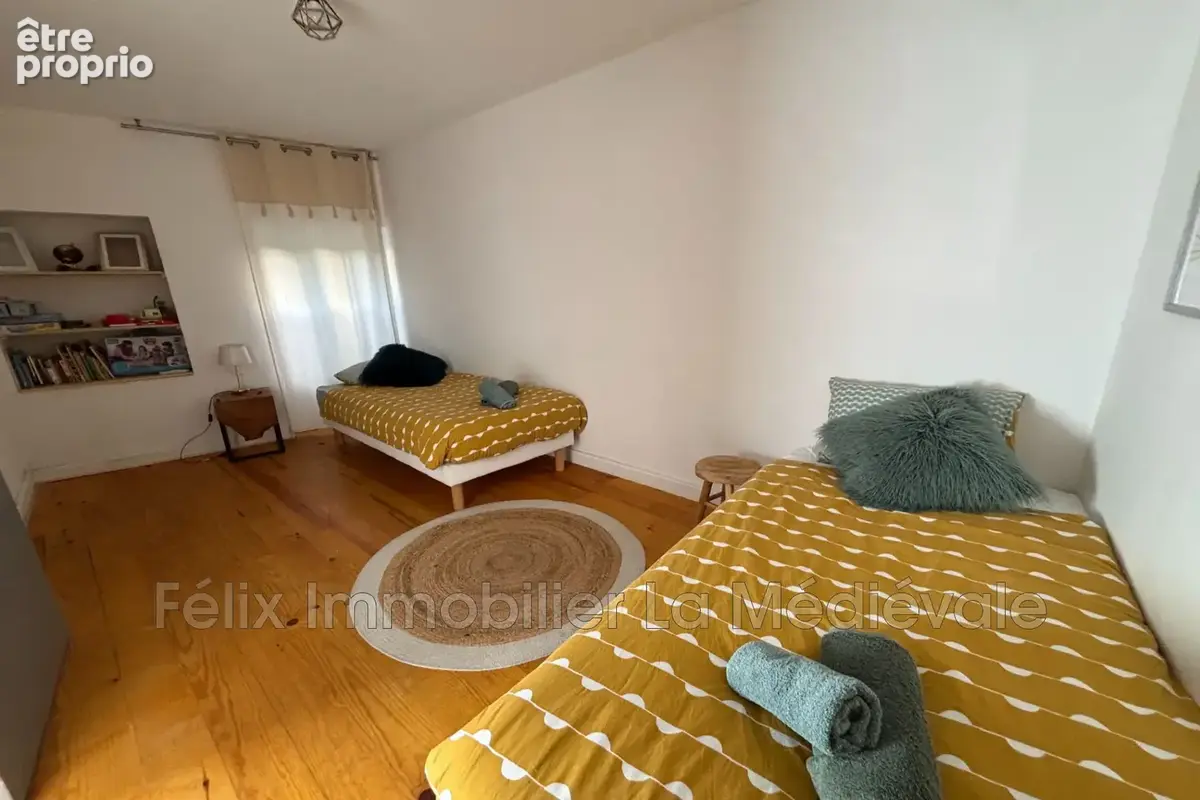 Appartement 65 m² à Sarlat-La-Caneda  - photo 6