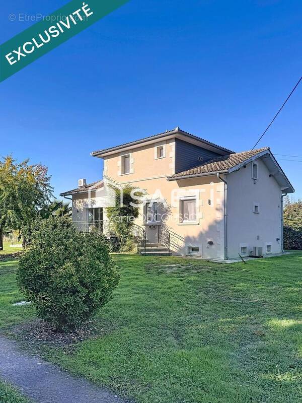 Photo 1 - Maison à MOULIETS-ET-VILLEMARTIN