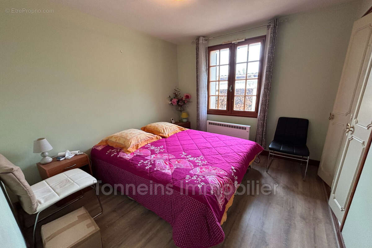 Maison 110 m² à Gontaud-De-Nogaret  - photo 5