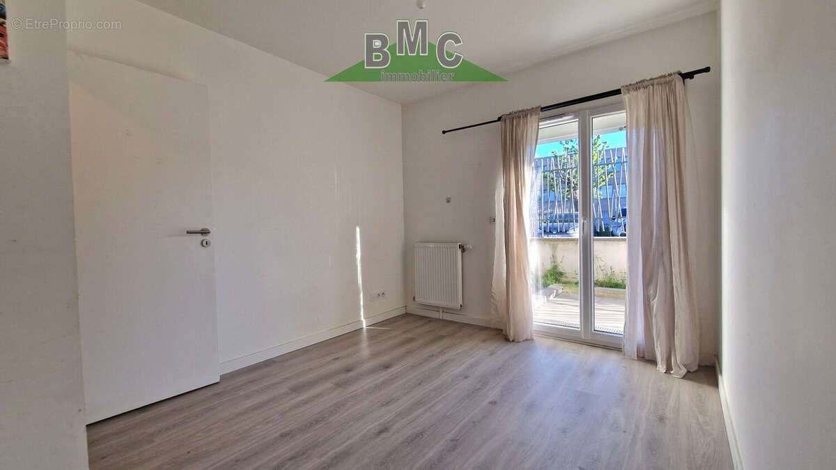 Appartement à ERMONT