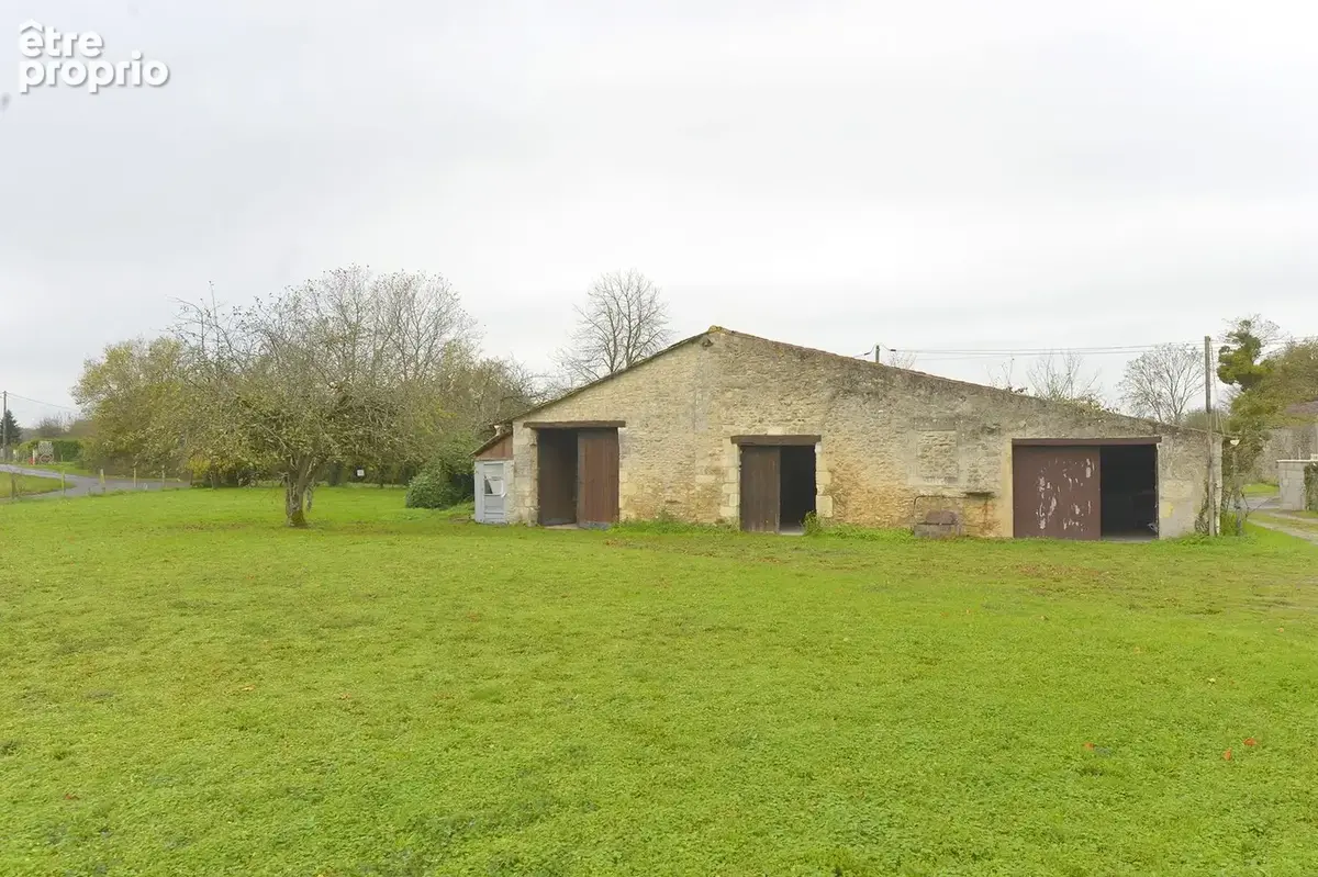 Maison 112 m² à Cozes  - photo 7