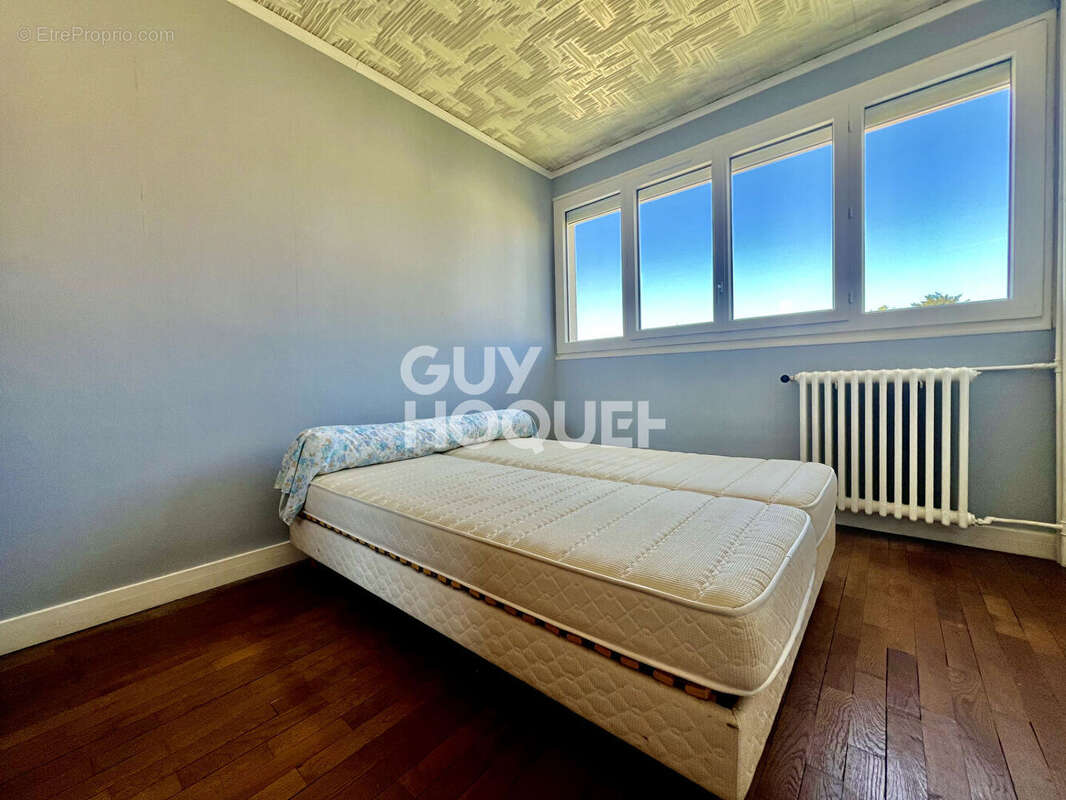 Appartement à VERRIERES-LE-BUISSON