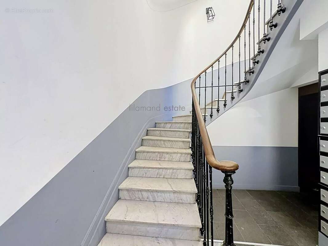 Cannes - bas de carnot - appart 2p - duplex - photo 8