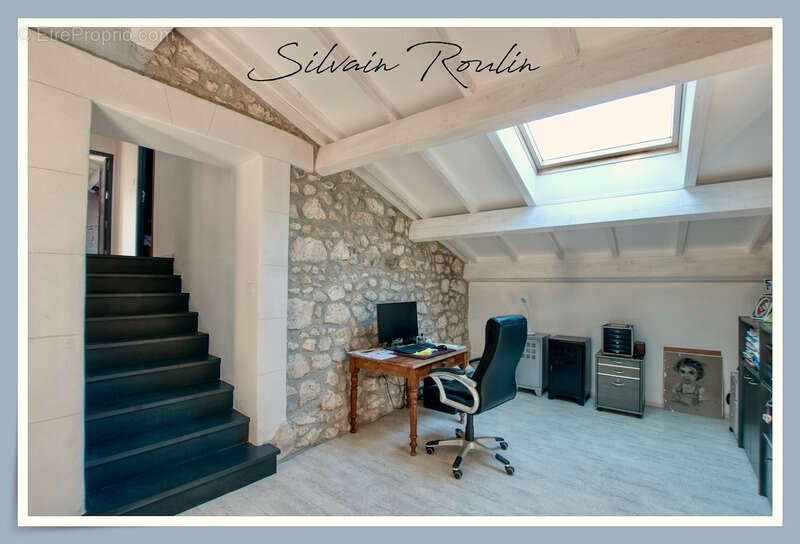 Maison à MALATAVERNE