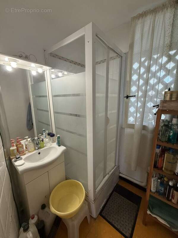 Appartement à LE PONT-DE-CLAIX