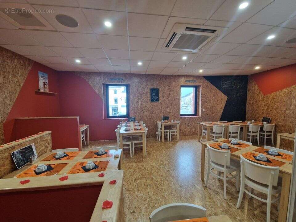 Commerce à LA POMMERAYE