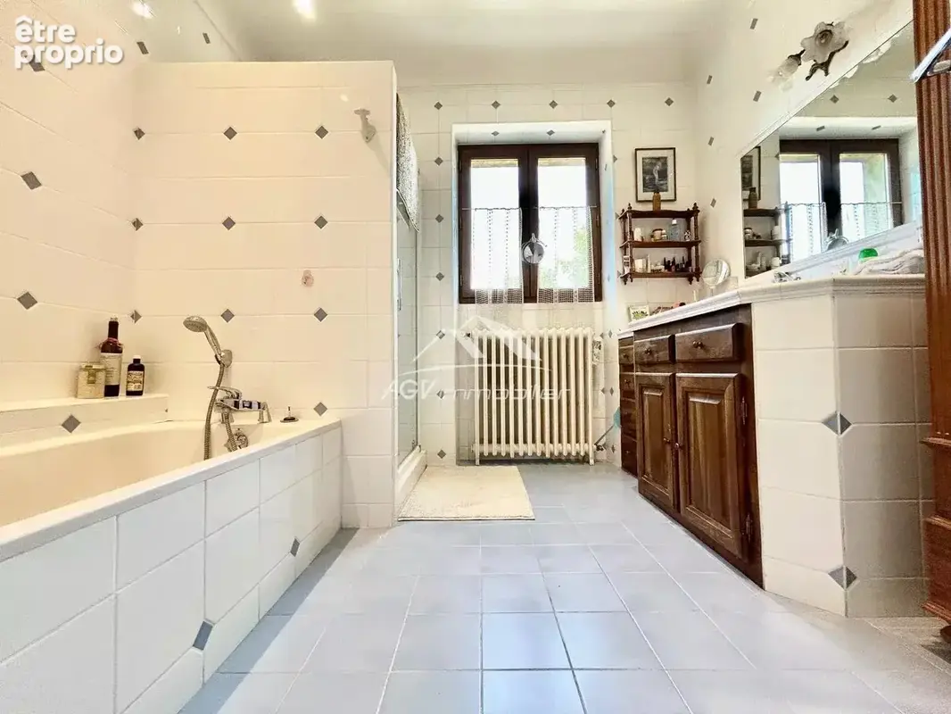 Propriété de charme en pierre avec piscine - 7 chambres - 2 703m² de terrain - photo 11