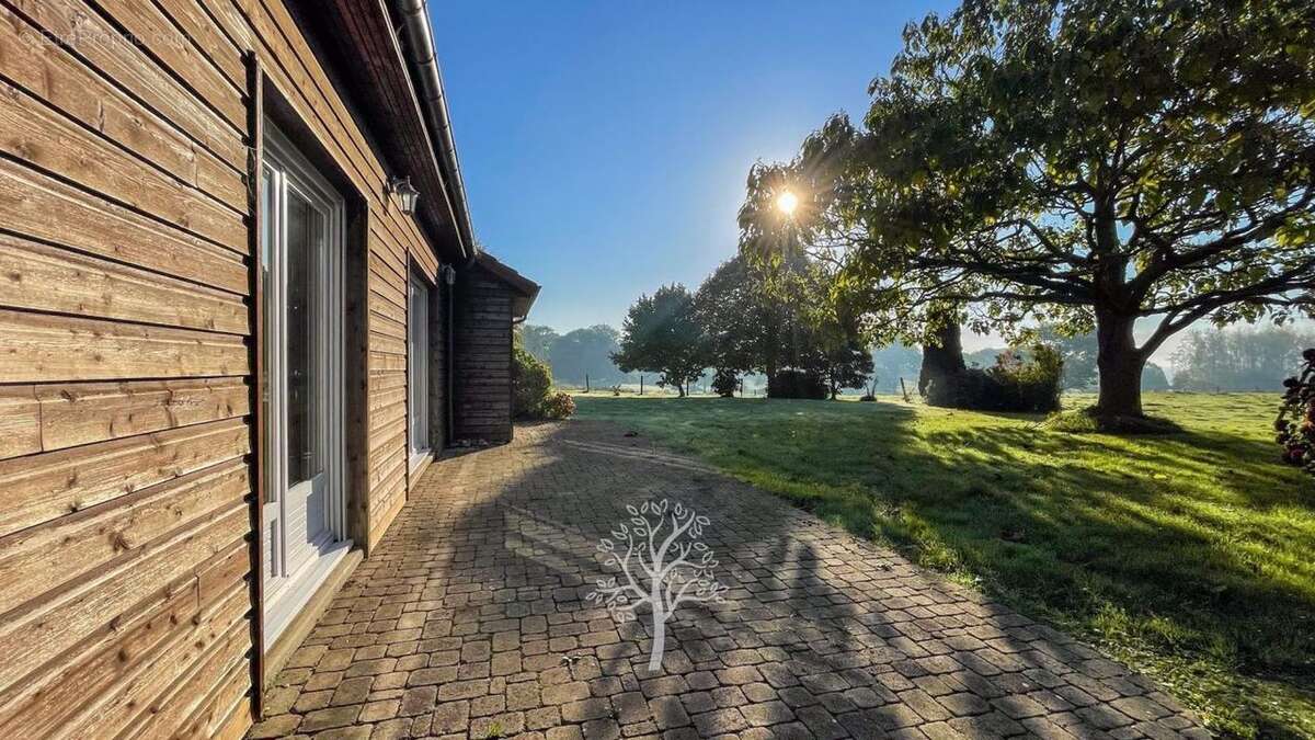 Maison à VARENGEVILLE-SUR-MER