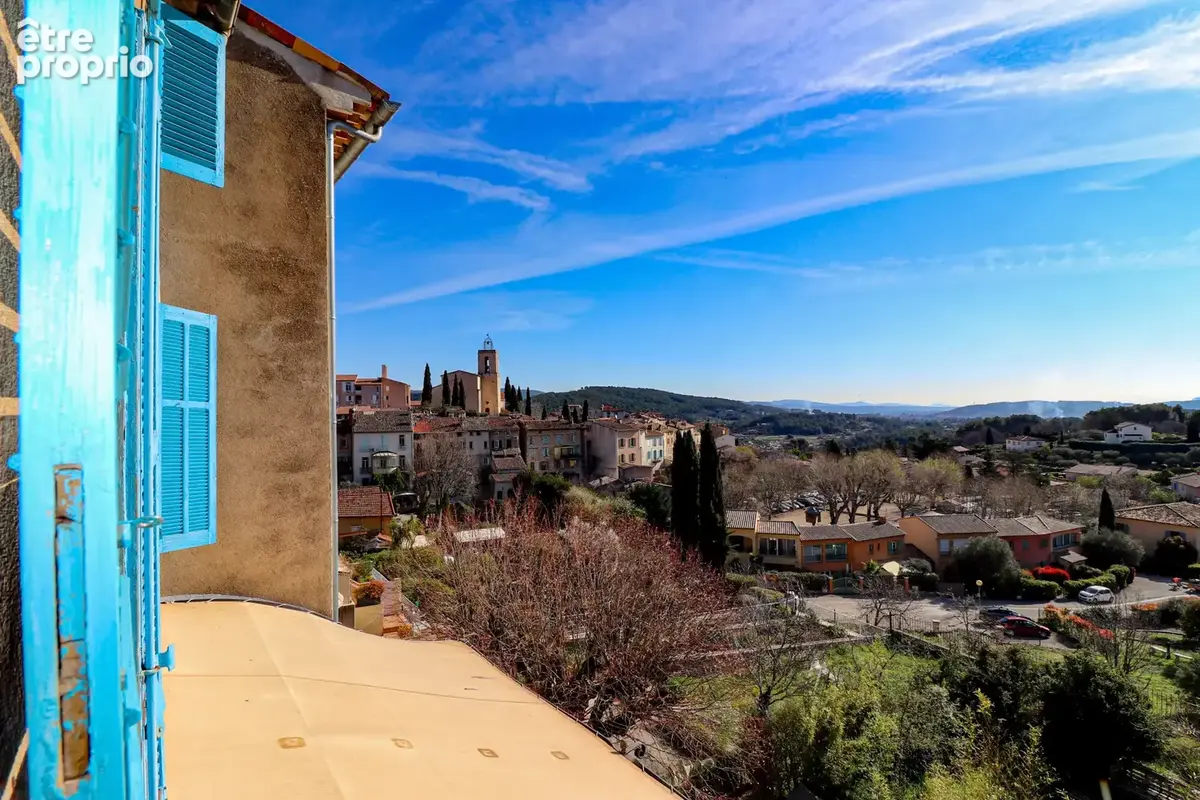 Photo Appartement à Flayosc au prix de 245 000€