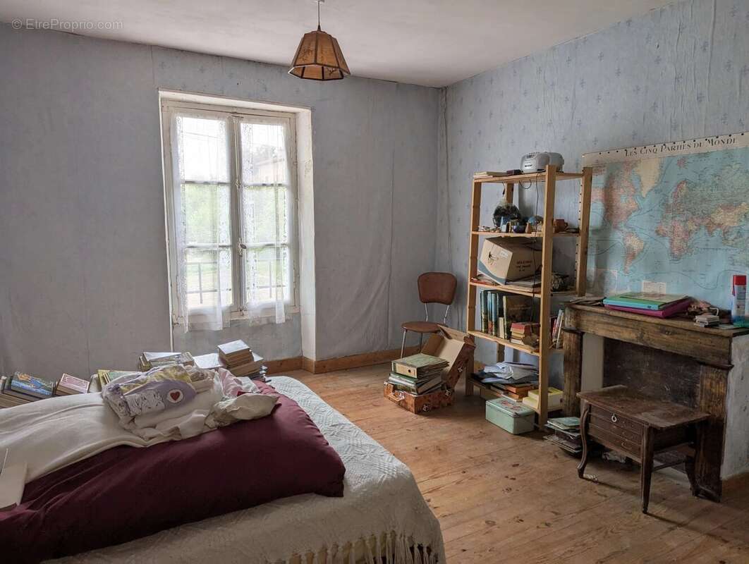 Maison à MONTMORILLON