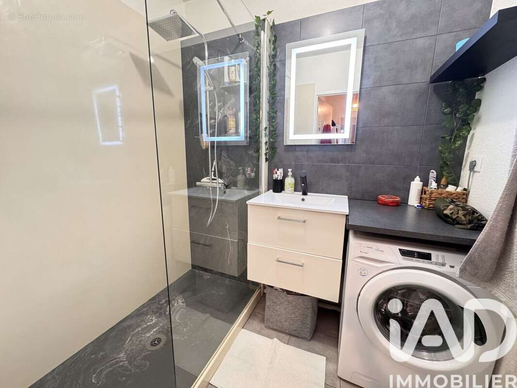 Photo 5 - Appartement à LESPINASSE