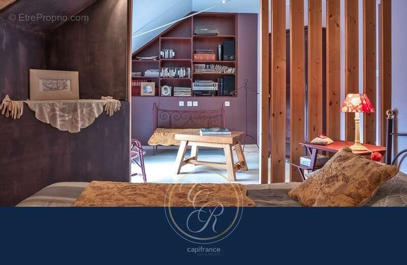 Maison à BEAULIEU-SUR-LAYON