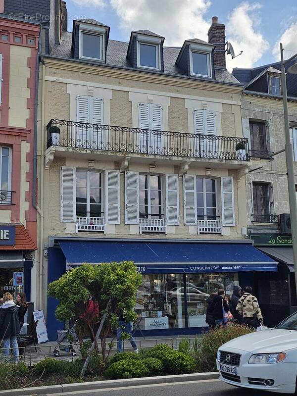 Appartement à TROUVILLE-SUR-MER