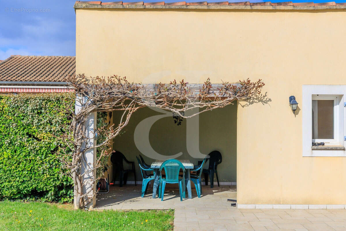 Maison à VAISON-LA-ROMAINE
