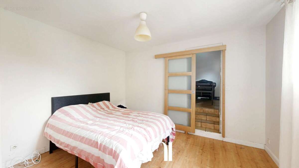 Maison à CORMELLES-LE-ROYAL